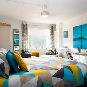 Hampshire Court Bournemouth